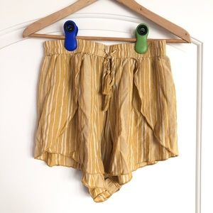 American Eagle Flowy Shorts